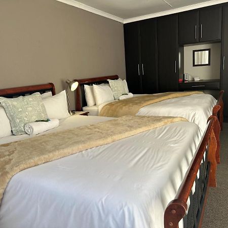Fin And Feather Guest Lodge Boksburg Exterior foto