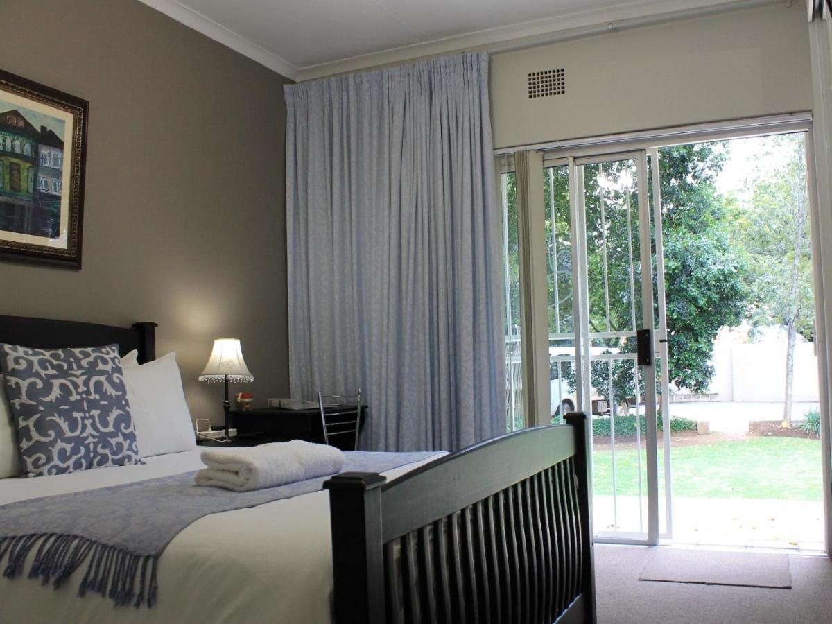 Fin And Feather Guest Lodge Boksburg Exterior foto