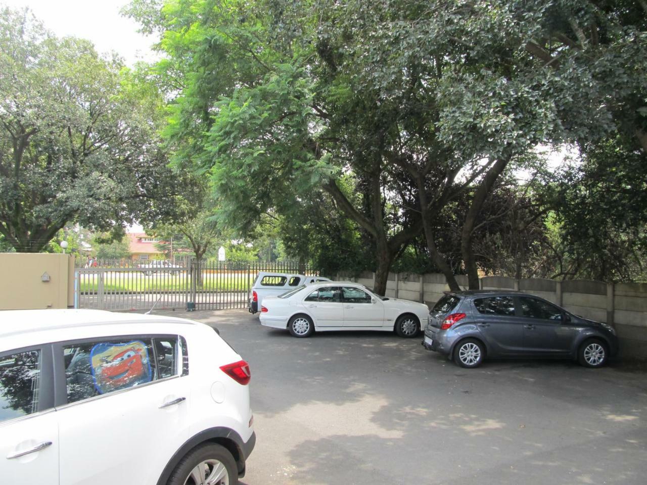 Fin And Feather Guest Lodge Boksburg Exterior foto